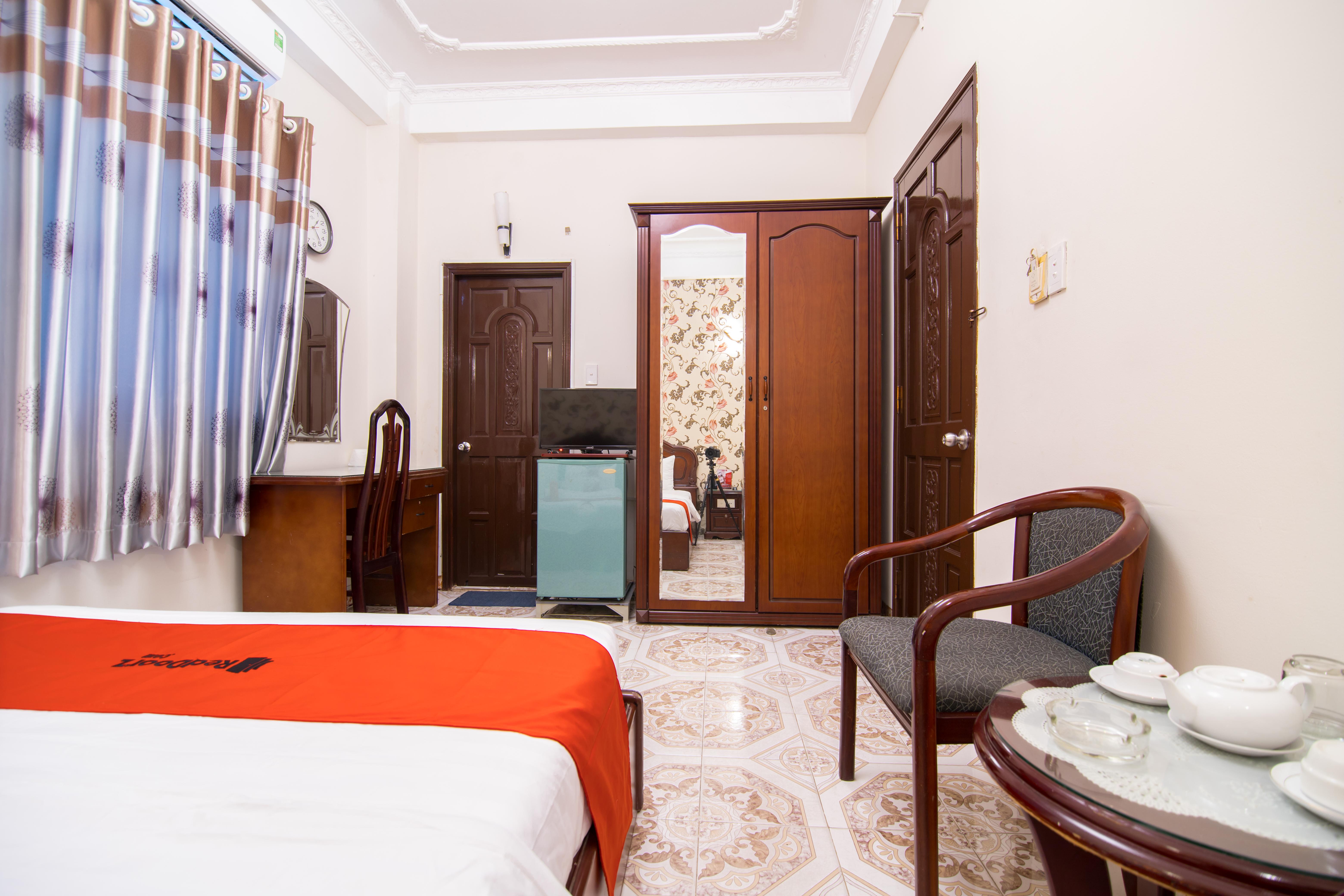 Tan Hoang Long Hotel Bandar Ho Chi Minh Luaran gambar