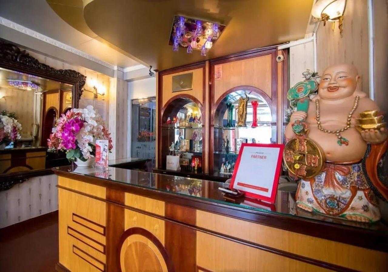 Tan Hoang Long Hotel Bandar Ho Chi Minh Luaran gambar
